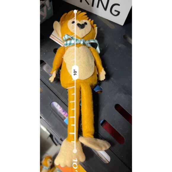 Target Bullseye Playground Woodland Animal Big Foot Sasquatch New - Picture 3 of 3